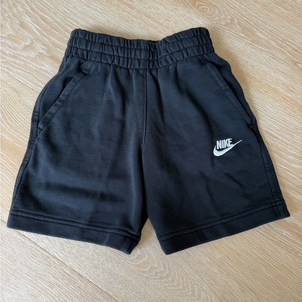 Boys Nike Black Fleece Athletic Shorts Elastic Waistband